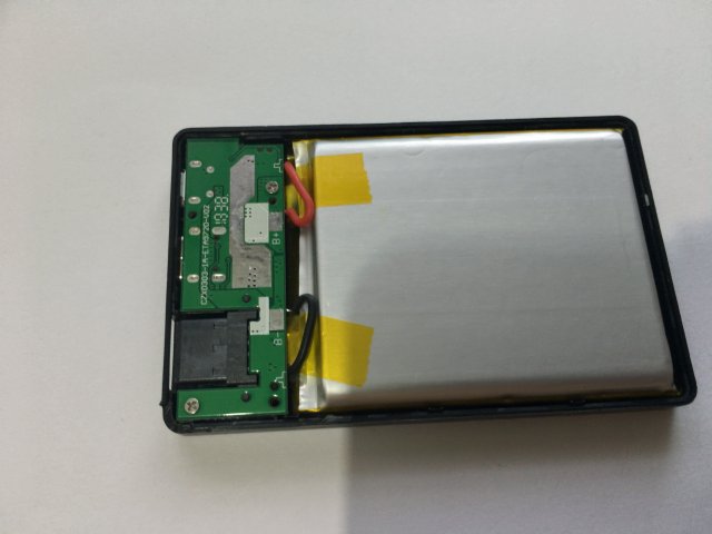小型PC「GPD-WIN」のバッテリーが膨らんでしまったので、モバイル 
